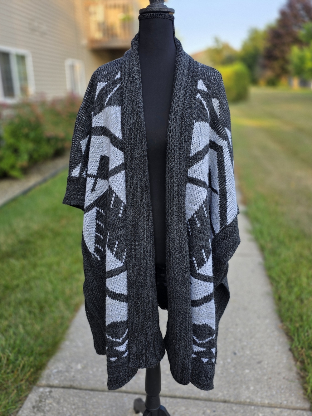 Express Aztec Open Front Cardigan M/L